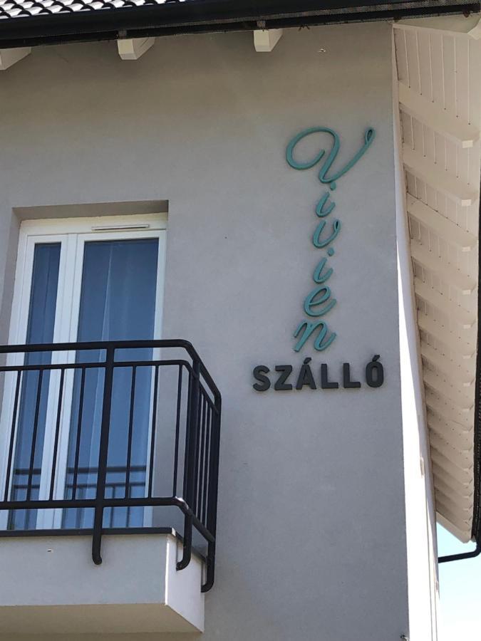 Vivien Szálló Szeged Esterno foto